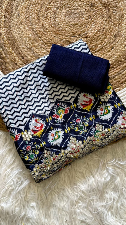 Navy
