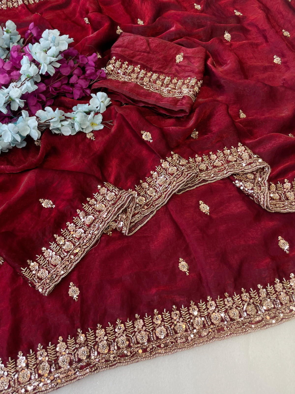 MAROON
